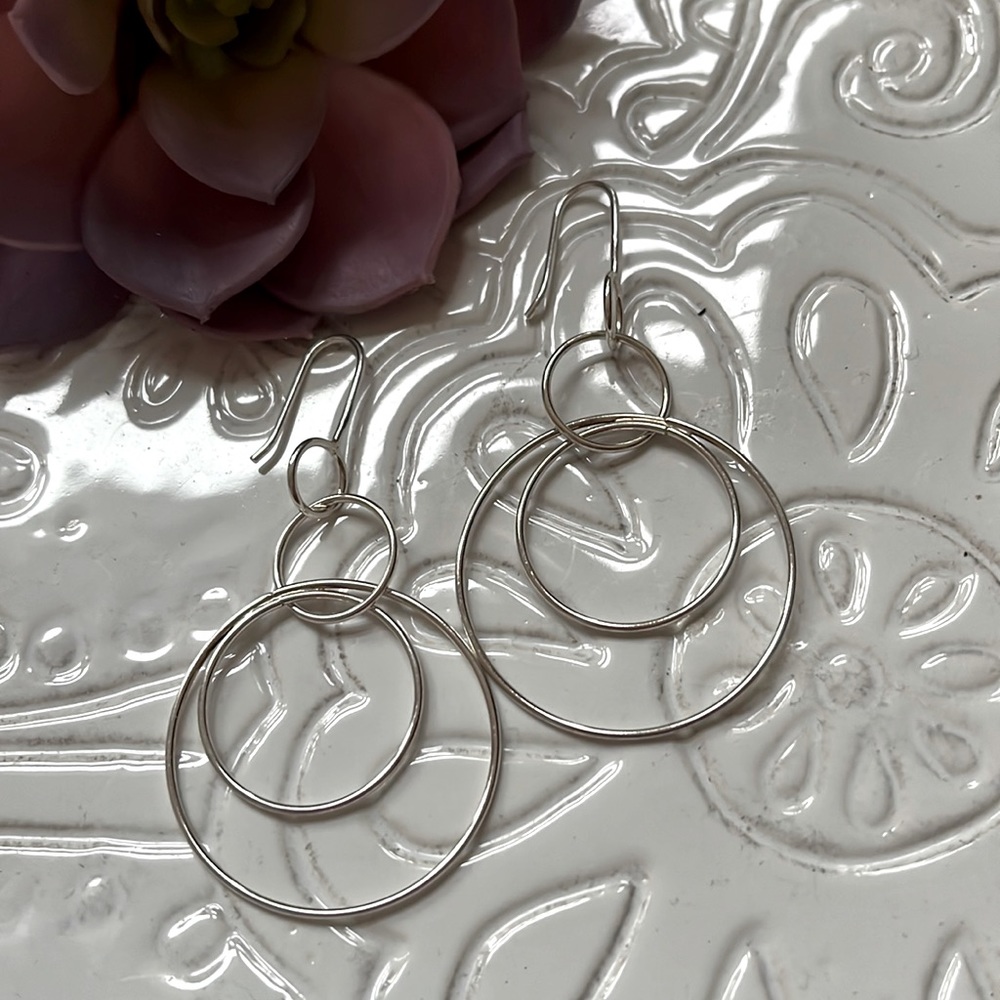 Silpada W1237 vintage sterling wire triple hoops
